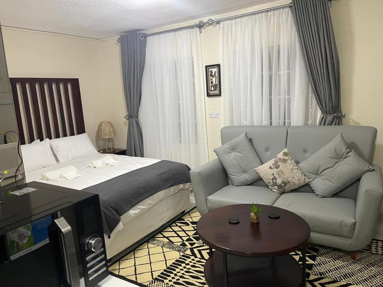 @Jackie'S Avondale 2 Bed Flat At Harrow Court Apartment Harare Exterior photo