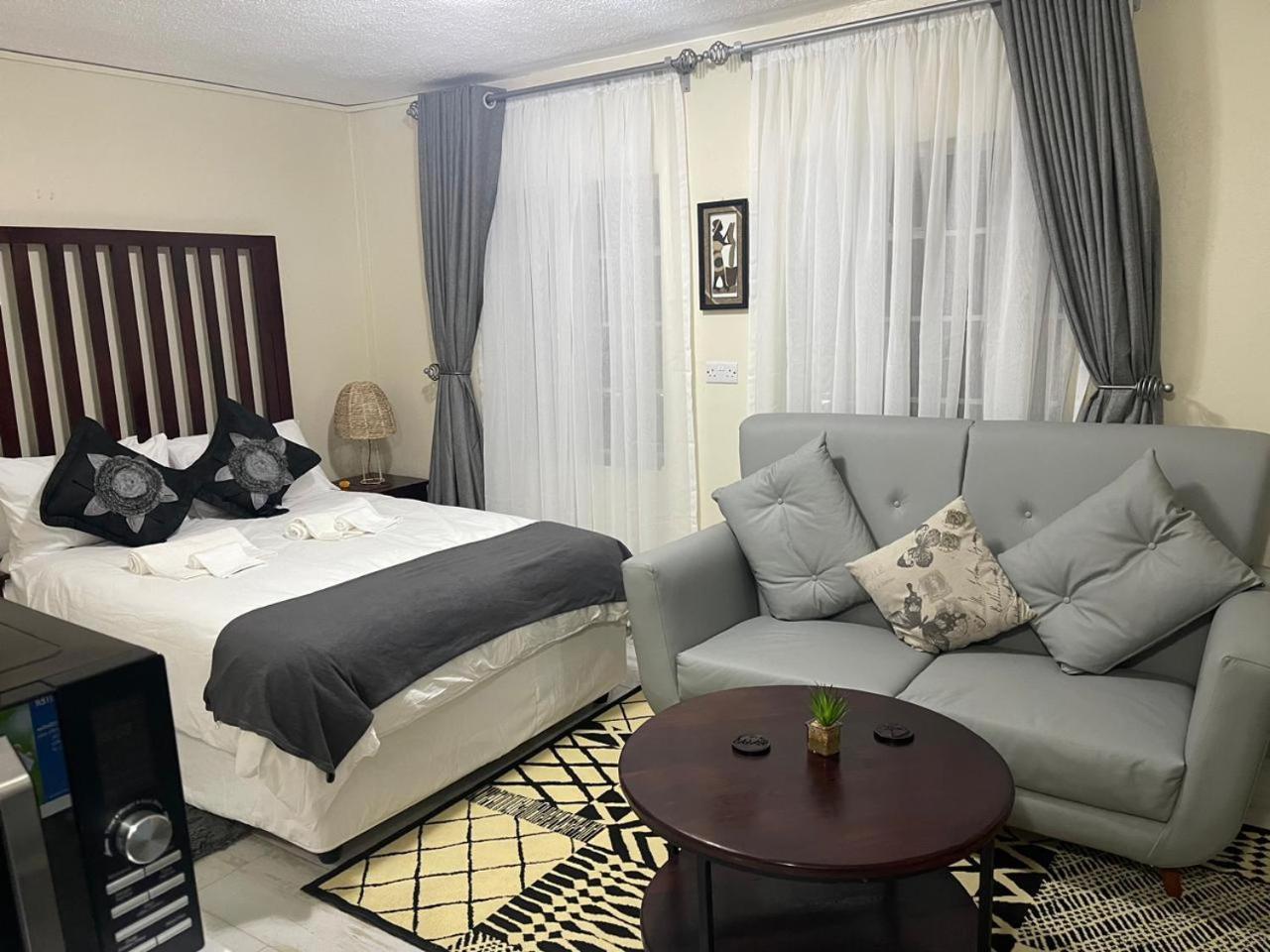 @Jackie'S Avondale 2 Bed Flat At Harrow Court Apartment Harare Exterior photo